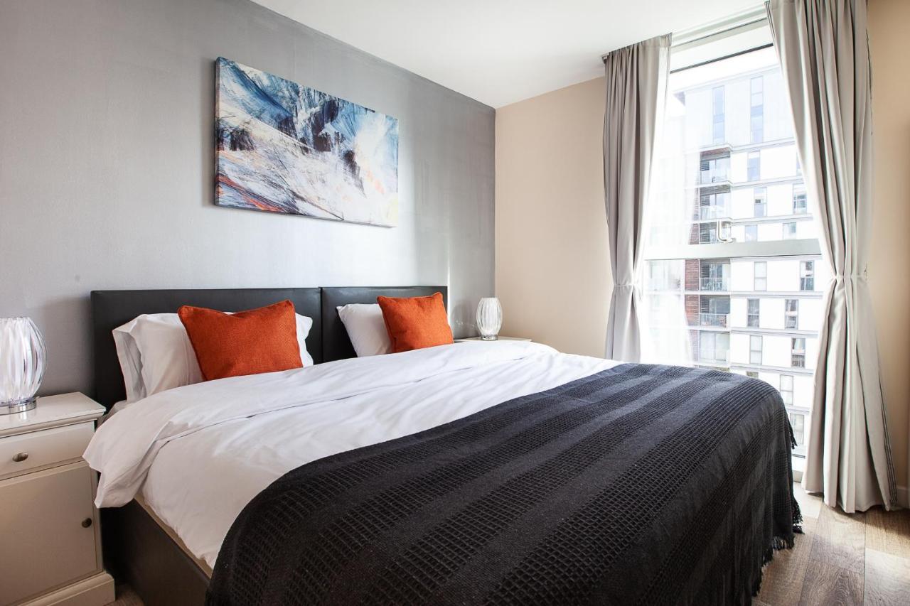 2 Bedroom 2 Bathroom In With Free Parking And Smart Tv - Contractors, Relocation, Business Travellers Apartment